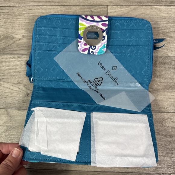 Vera Bradley RFID Turnlock Wallet Waikiki Paisley Print - Picture 8 of 8